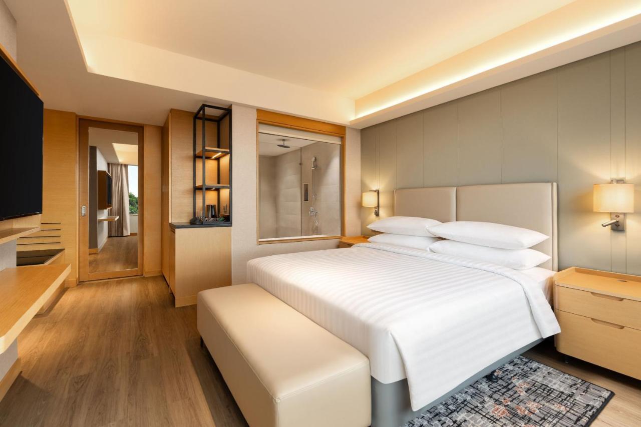Hotel Courtyard By Marriott Shillong Exterior foto